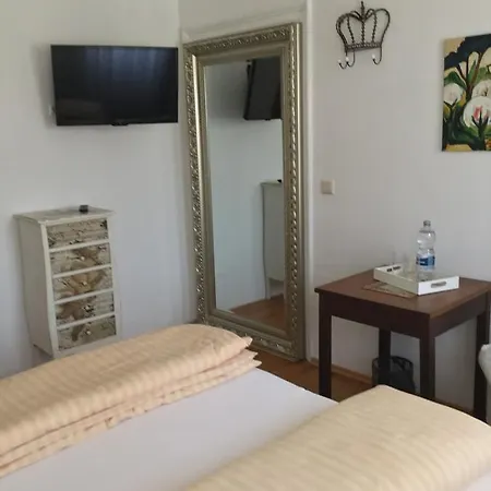 Vivo-vino Frühstückspension Weisenheim am Sand