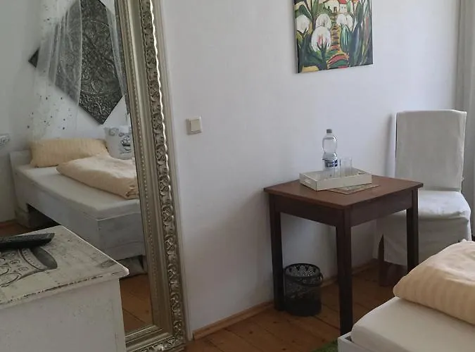 Vivo-vino 3* Weisenheim am Sand